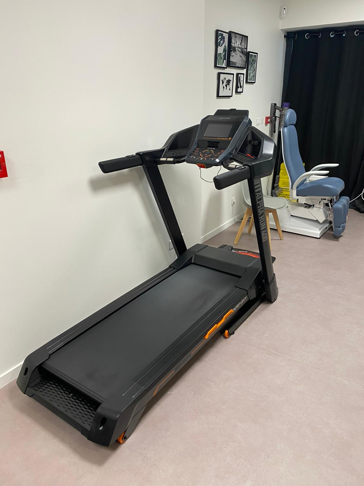 Tapis de course du cabinet pour analyse dynamique